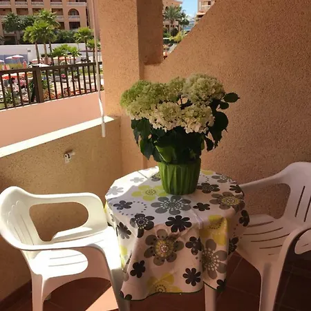 Las Americas Front Line Ocean Apartment *